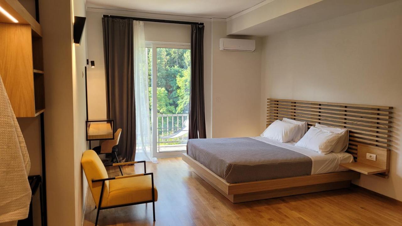 Theoxenia Hotel Andritsaina Bagian luar foto