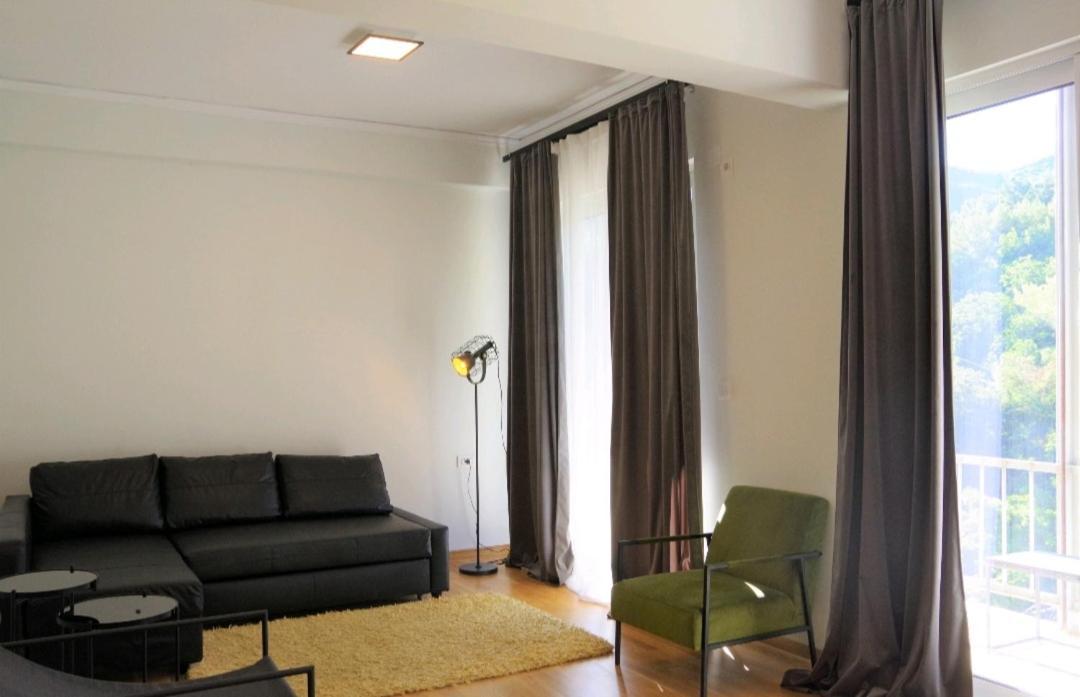 Theoxenia Hotel Andritsaina Bagian luar foto