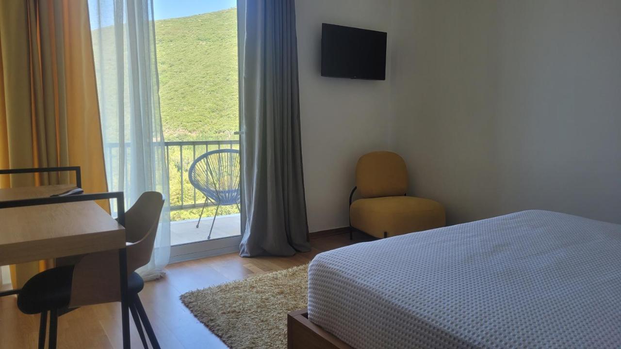 Theoxenia Hotel Andritsaina Bagian luar foto