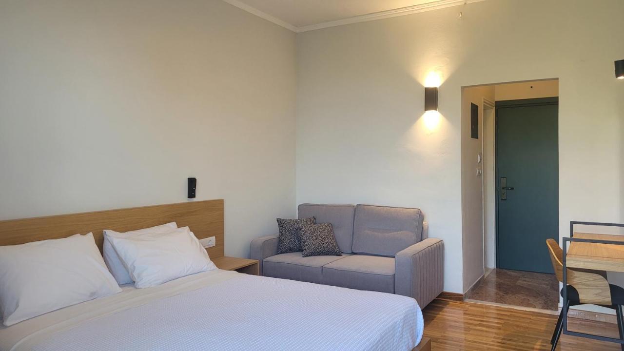 Theoxenia Hotel Andritsaina Bagian luar foto