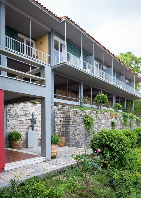 Theoxenia Hotel Andritsaina Bagian luar foto