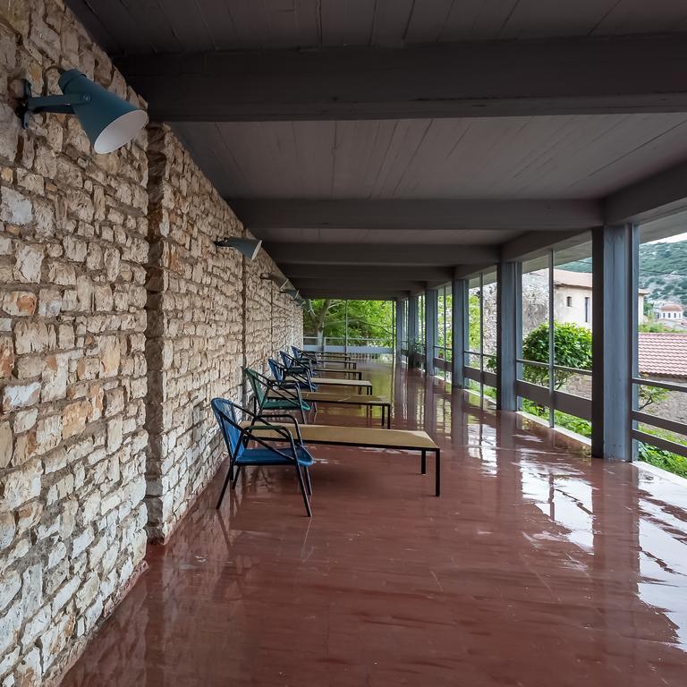 Theoxenia Hotel Andritsaina Bagian luar foto